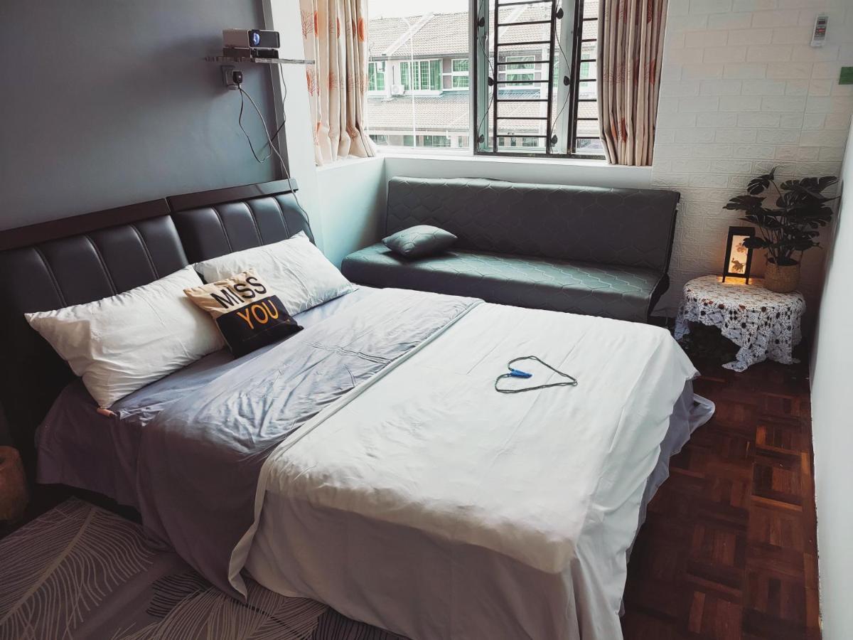Kelly Homestay Sibu Zewnętrze zdjęcie
